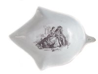 Lot 219 - Worcester pickle dish circa 1755