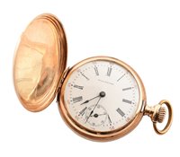Lot 46 - Waltham 14ct gold lady's full Hunter pocket watch