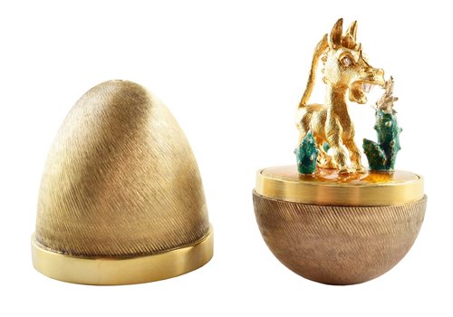 Lot 120 - Stuart Devlin silver gilt surprise Easter egg