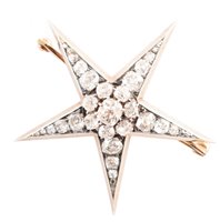 Lot 121 - Victorian diamond star pendant/brooch