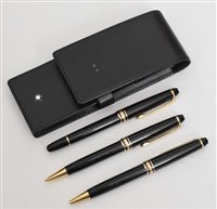 Lot 69 - Montblanc Meisterstuck pen & pencil set in original Montblanc leather case.