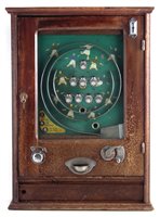 Lot 4 - Football penny slot pinball machine
