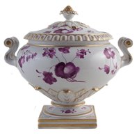 Lot 220 - Flight Barr and Barr lidded urn / vase