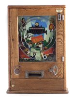 Lot 17 - Oliver Whales Redcar 'Win a Nestles Milk Chocolate' penny slot machine