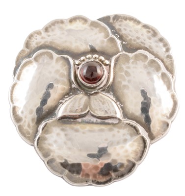 Lot 47 - Georg Jensen garnet set flower head brooch