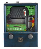 Lot 25 - The Bennet Frantz Kicker and Catcher pinball slot machine