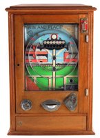 Lot 71 - Wondermatic 'Win and Place' penny slot pinball machine
