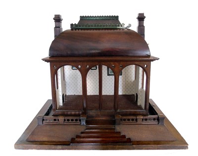 Lot 192 - Early 19th century dolls house.