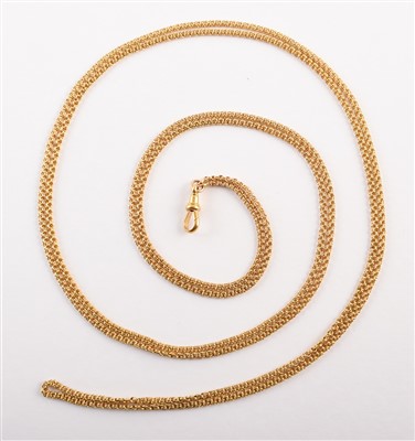 Lot 63 - 15ct yellow gold muff chain