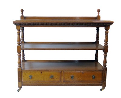 Lot 462 - Edwardian light oak buffet.