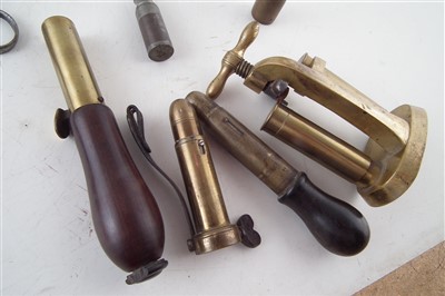 Lot 279 - Collection of vintage reloading equipment
