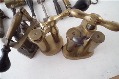 Lot 279 - Collection of vintage reloading equipment