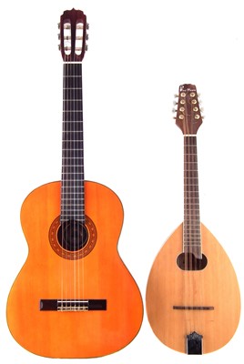 Lot 40 - Concorde classical guitar and a Blue Moon Octave Mandolin