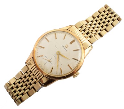Lot 139 - Gent's vintage Omega 2-colour bracelet watch