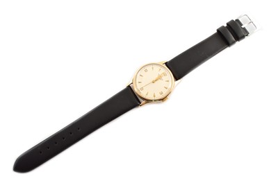 Lot 138 - A Gent's vintage Longines yellow gold wristwatch on a later leather strap.