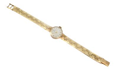 Lot 277 - A 1970s ladies 9ct gold Hamilton wristwatch