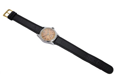 Lot 305 - A stainless steel military wristwatch