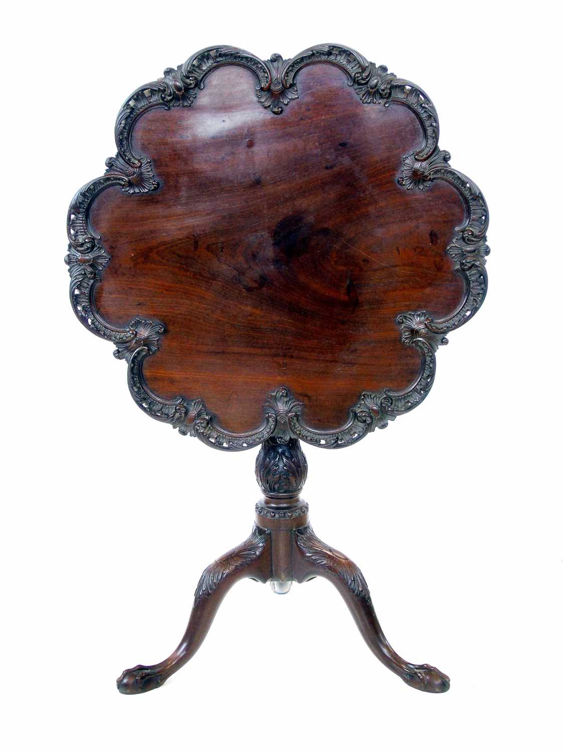 Lot 615 - George III Irish snap-top table