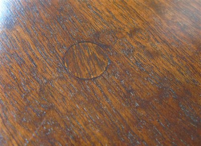 Lot 615 - George III Irish snap-top table