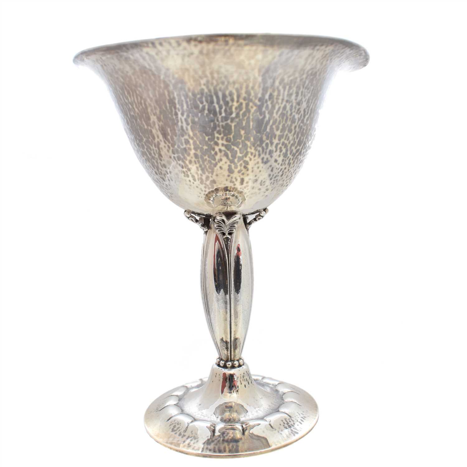 Lot 247 - A 1920s Georg Jensen silver tazza, pattern 446