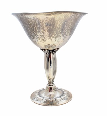 Lot 247 - A 1920s Georg Jensen silver tazza, pattern 446