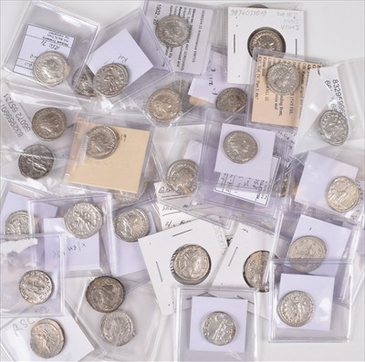 Lot 185 - Gordian III (238-244) a collection of antoninianii loose (45).
