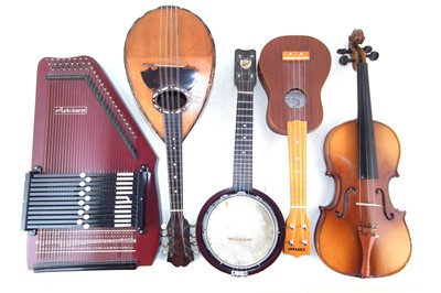Lot 107 - Collection of instruments
