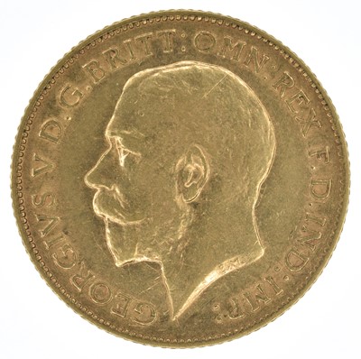 Lot 77 - King George V, Half-Sovereigns, 1912 (2) and 1914, VF (3).