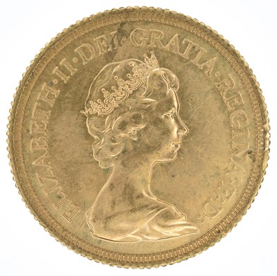Lot 79 - Queen Elizabeth II, Sovereign, 1979 and Silver Wedding Commemorative Crown, 1972 (2).