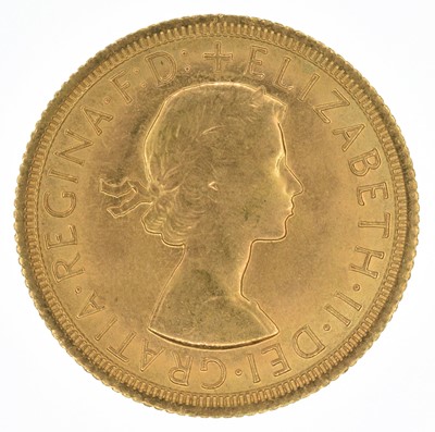 Lot 87 - Queen Elizabeth II, Sovereigns, 1967, EF (4).