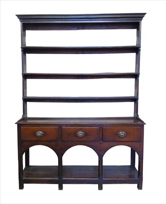 Lot 324 - Late 18th century oak dresser
