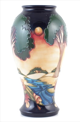 Lot 259 - Moorcroft vase