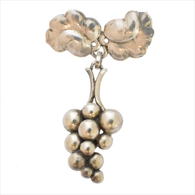 Lot 107 - A Georg Jensen 'Moonlight Grapes' brooch, no. 217A