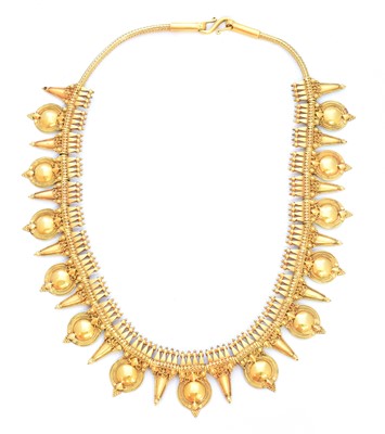 Lot 163 - An Etruscan style necklace