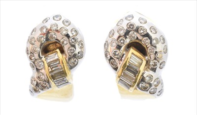 Lot 82 - A pair of diamond earrings