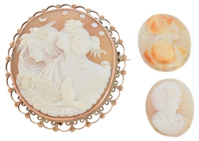 Lot 55 - A cameo brooch