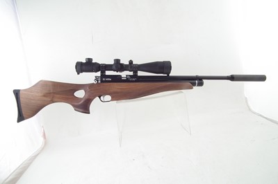Lot 164 - Daystate MK4 air rifle with Hawke Scope and case