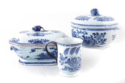 Lot 141 - Two Chinese export porcelain tureens and a tankard