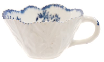 Lot 149 - Bow butter boat painted with flowers