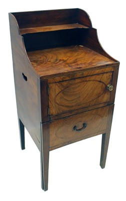 Lot 193 - George III mahogany commode table