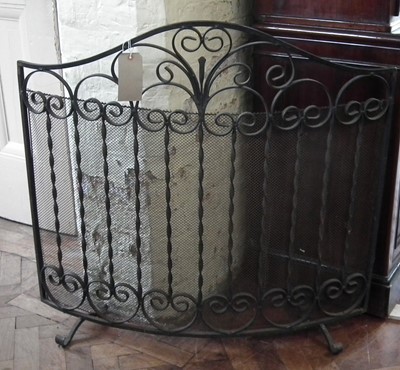 Lot 192 - 20th century wrought iron guard.
