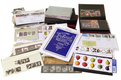 Lot 71 - Collection of mainly GB covers, packs and booklets in bag with much decimal mint.