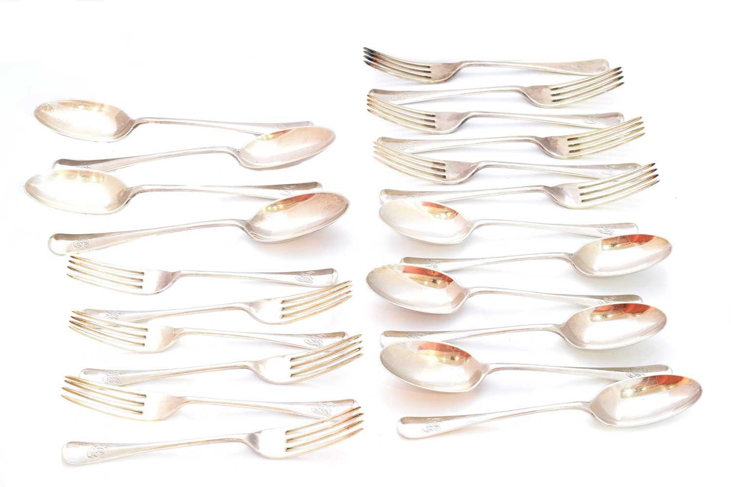 Lot 34 - A Walker & Hall silver part service
