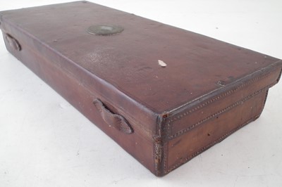 Lot 191 - Leather revolver case