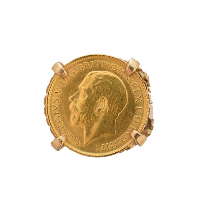 Lot 133 - A George V half sovereign
