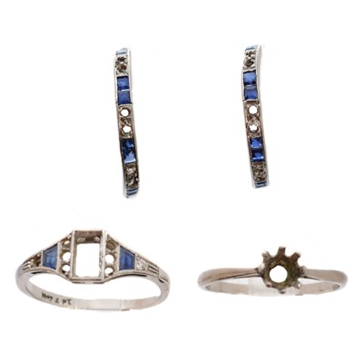 Lot 244 - A selection of jewellery components