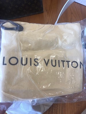 Lot 17 - A Louis Vuitton Tahitienne Cabas GM handbag