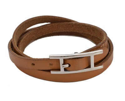 Lot 99 - A Hermès Hapi 3 bracelet
