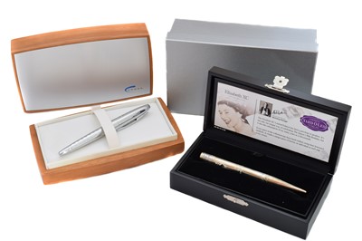Lot 121 - A large assortment of various designer pens and pencils.