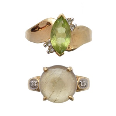 Lot 139 - Two 9ct gold gem-set dress rings
